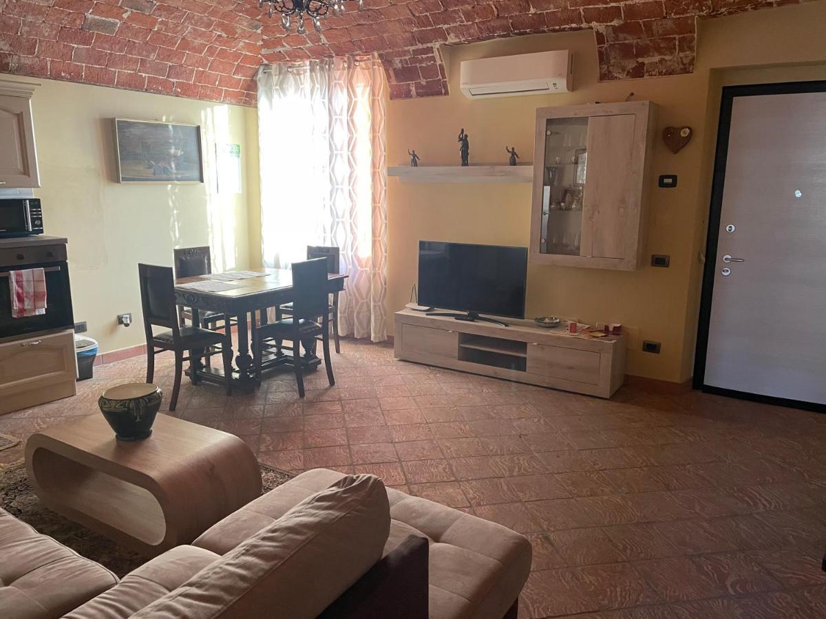 Residenza Nikol Appartamento Giulia Casale Monferrato Kültér fotó